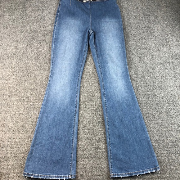 Jessica Simpson Flare Leg Jeans Women's Size 28 Denim Blue Boho Raw Hem - Picture 1 of 8